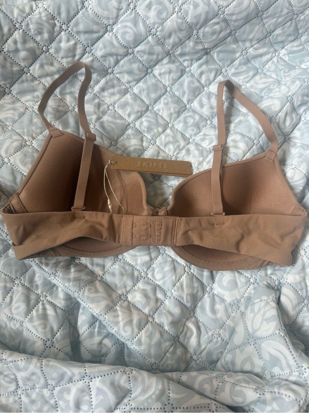 NWT Soft SKIMS 34B Fits everybody t-shirt bra with padding - Picture 5 of 6